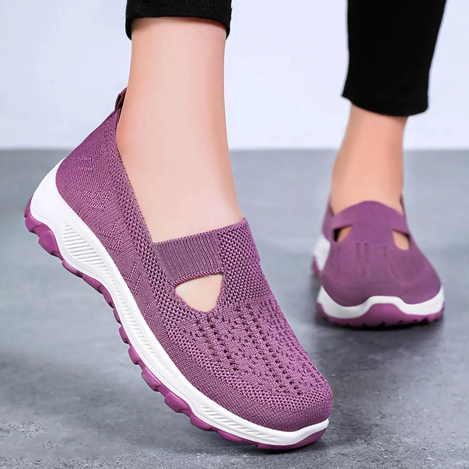 Fashion Summer Women Sports Shoes Flat Bottom Non Slip Mesh Hollow Upper Breathable Soft Women Summer Casual Sandals