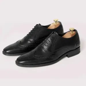 Harvey Brogues - Black