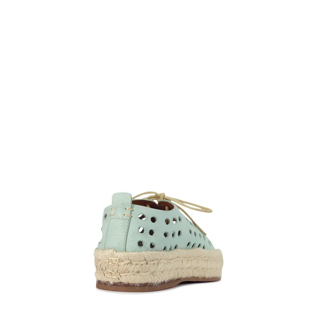 SEASHELL LEATHER ROPE SNEAKERS