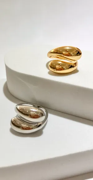 Sleek Ways Metal Ring