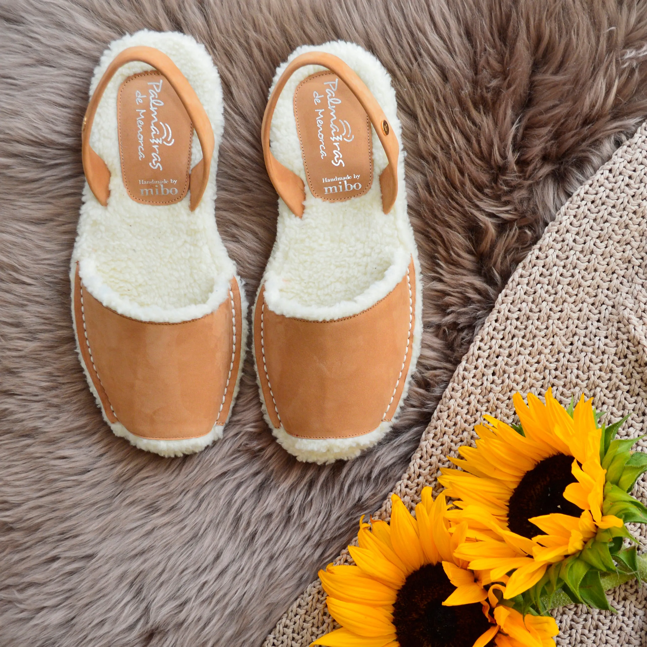 Tan Nubuck Palmaira Snug
